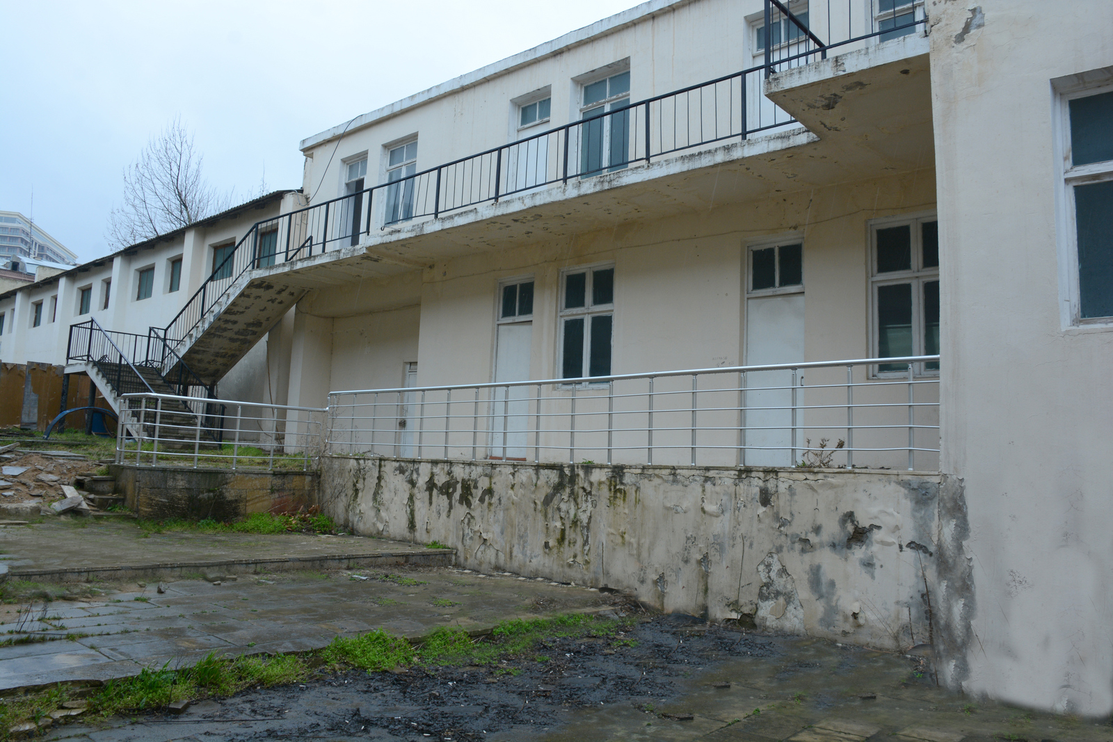 Tağıyevin evi deyil    - Universitetdən AÇIQLAMA ( FOTOLAR)